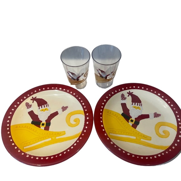 POTTERY BARN KIDS Santa Plates and Tumblers - Picture 1 of 7